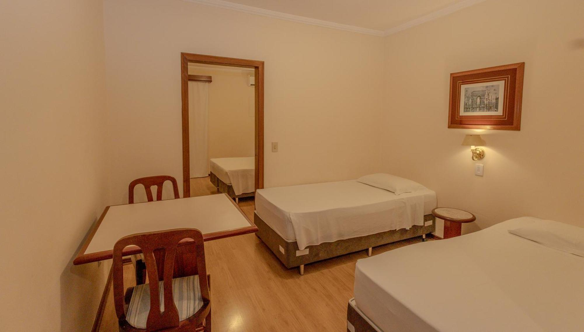 Lizon Hotel